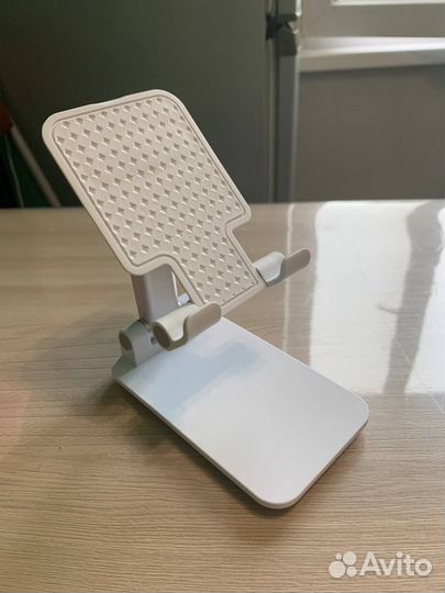 Держатель для телефона / Подставка для телефона на