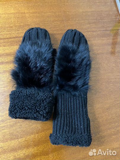 Варежки женские