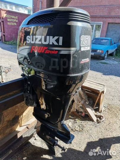 Лодочный мотор Suzuki 250 пробег 150 м.ч