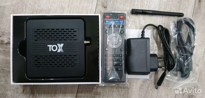 TOX 3, андроид тв приставка 4/32 гб, новая