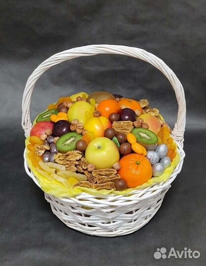 Вкусный букет корзина, сухофрукты,день рождения