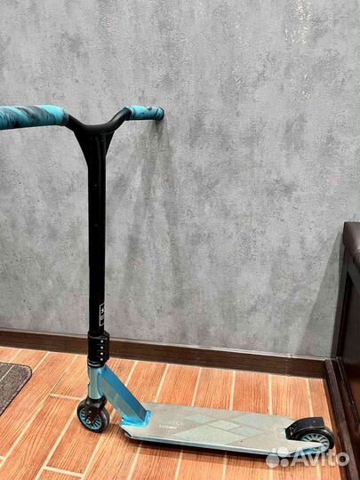 Трюковой самокат Krostek Extrim