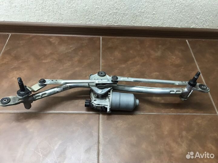 Трапеция дворников Лада Веста