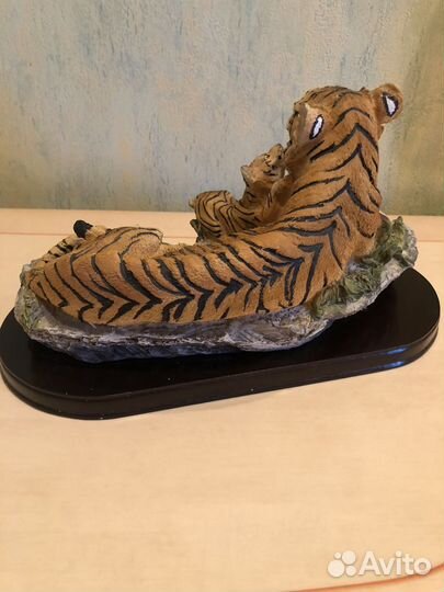 Статуэтка тигры