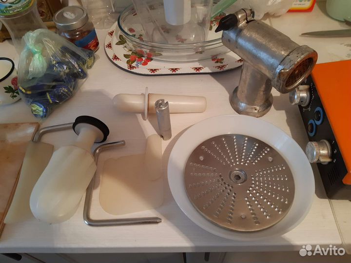Кухонный комбайн Белка на запчасти