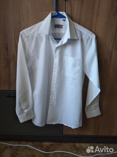 Продам рубашки для мальчика