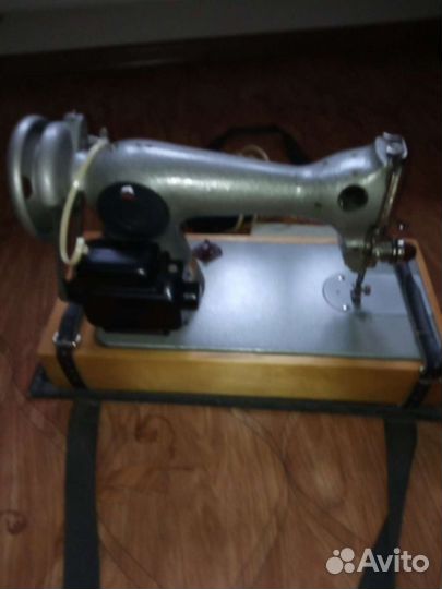 Швейная машина Подольск