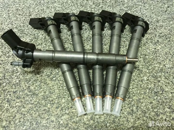 Форсунка 059130277CD 3.0 TDI Audi Q7 VW Touareg