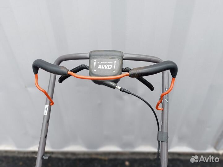 Газонокосилка бензиновая husqvarna