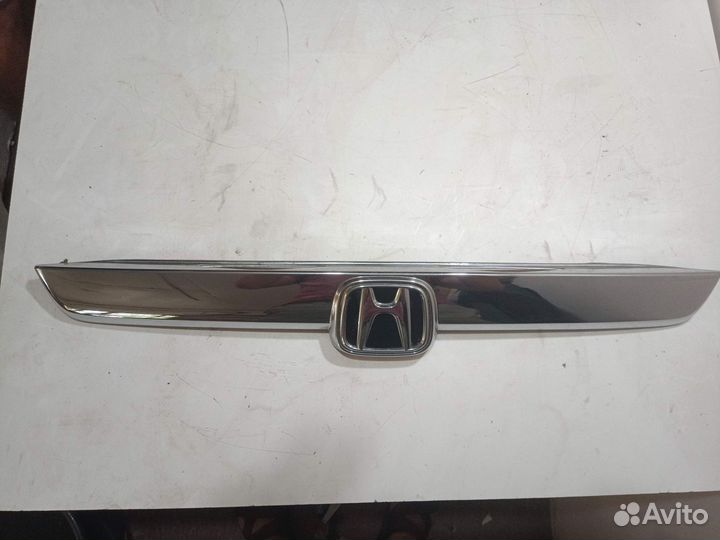 Накладка двери багажника Honda CR-V 3 CRV-3 CRV-3