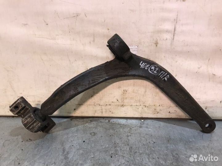 Рычаг подвески передний правый Peugeot 406