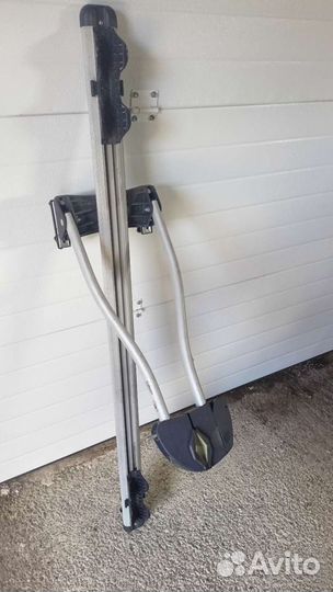 Велокрепление на крышу автомобиля