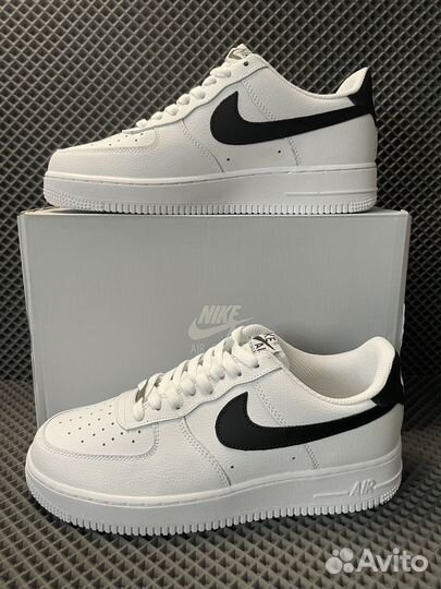 Air Force 1 Low White Black