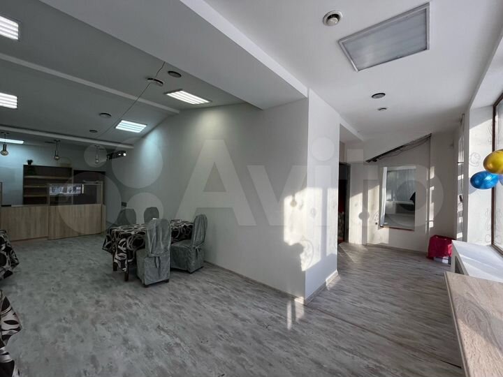 Торговое помещение, 170 м²