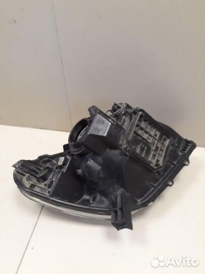 Фара левая Toyota RAV4