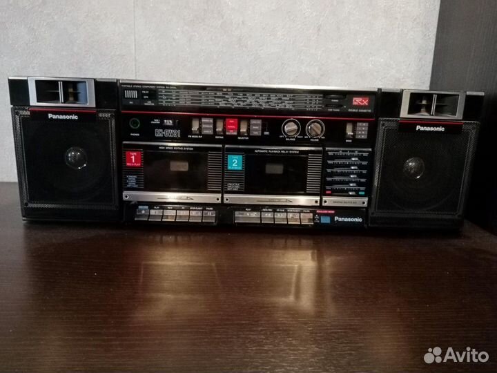 Магнитофон Panasonic