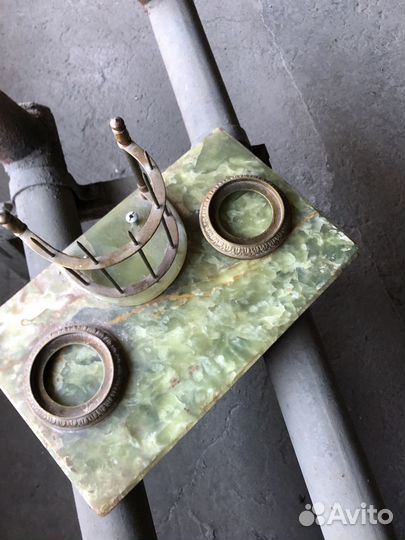 Старинный письменный прибор