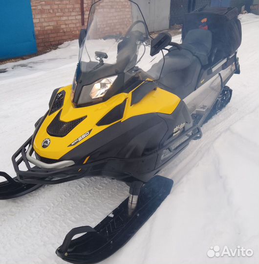 Снегоход скандик 550