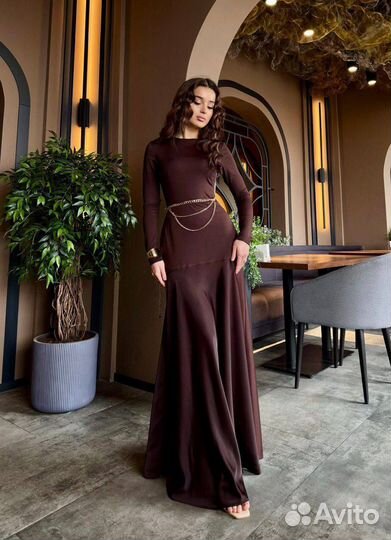 Нарядное платье