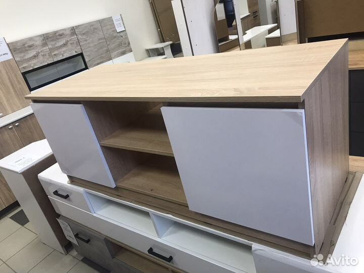 Тумба под телевизор