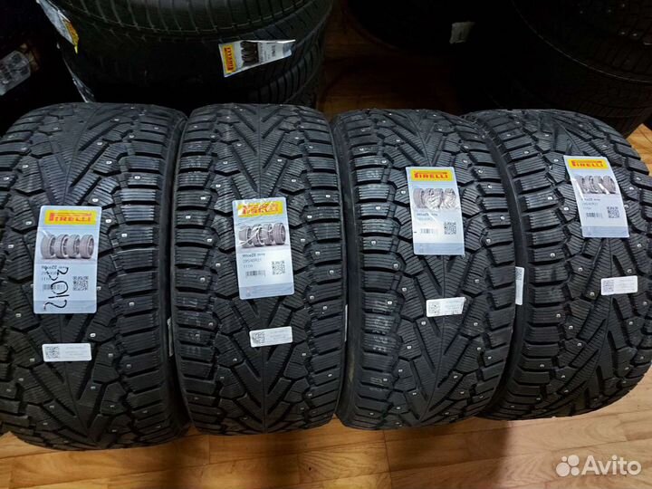 Pirelli Ice Zero 295/40 R21 111H