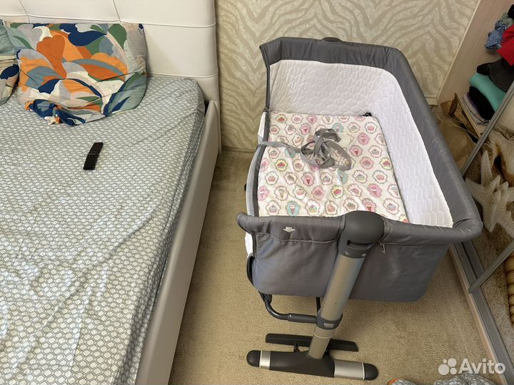 Приставная кроватка