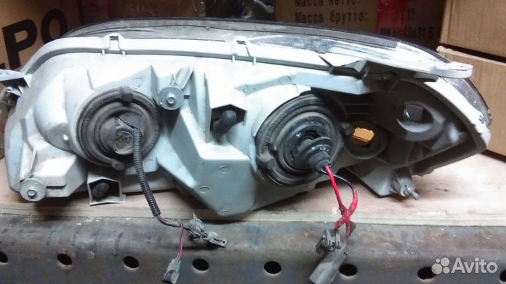 Фара Toyota Mark 2, 110-115 куз