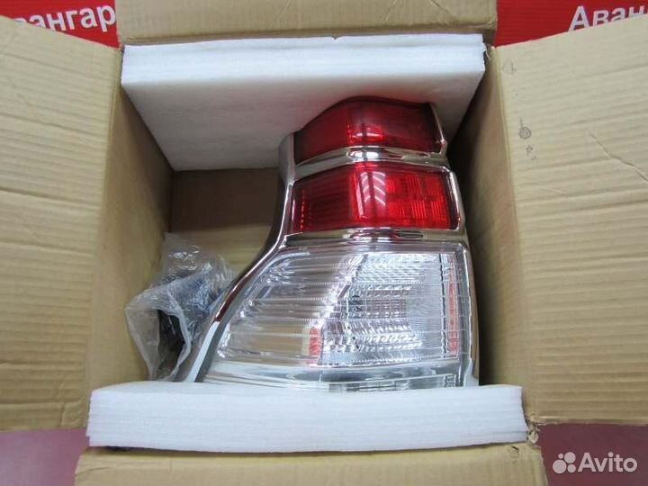 Фонарь Toyota Land Cruiser Prado J150 2009-2013