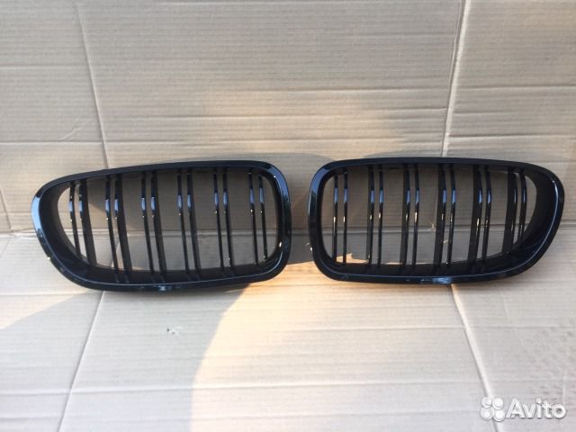 Ноздри решетка BMW E60 E61 чёрный глянец