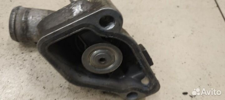 Корпус термостата Opel Vectra