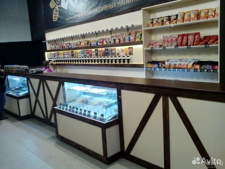 Барные стойки и мебель для пивных заведений