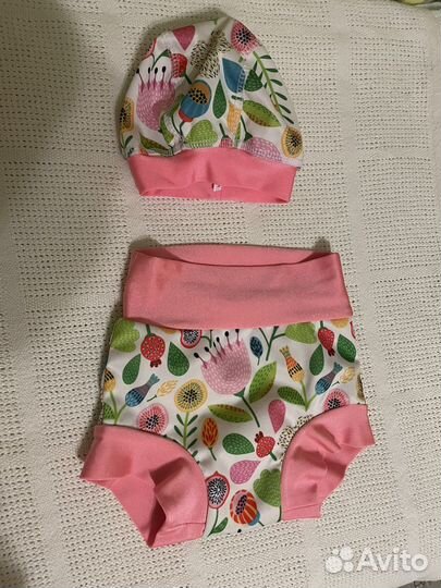 Подгузники и шапочка для плавания конопуша