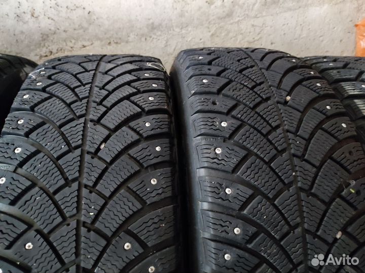 Bfgoodrich G-Force Stud 205/55 R16 94Q