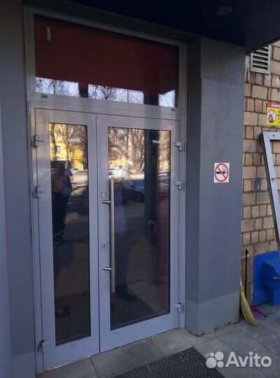 Двери алюминиевые