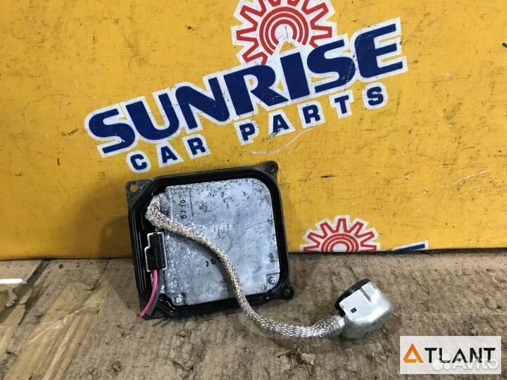 Блок розжига ксенона toyota isis