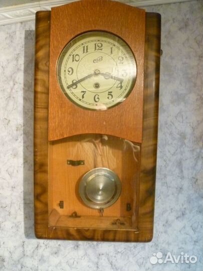 Антиквариат (настенные часы)