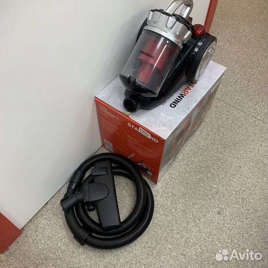 Пылесос StarWind skm4410