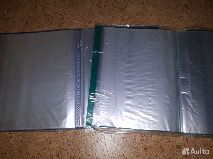 Новые канцелярские папки с файлами и без. Разные