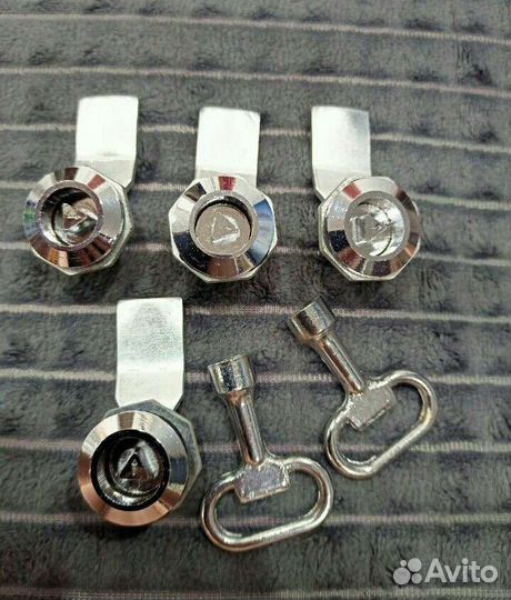 Замок щитовой 