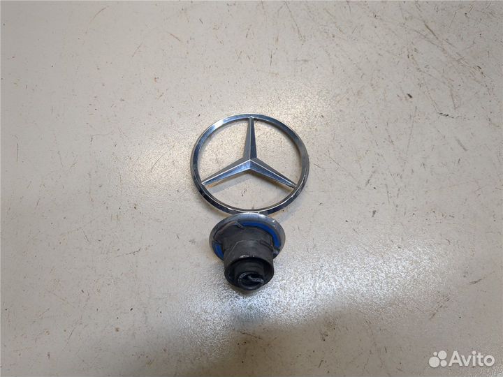 Эмблема Mercedes C W204, 2012