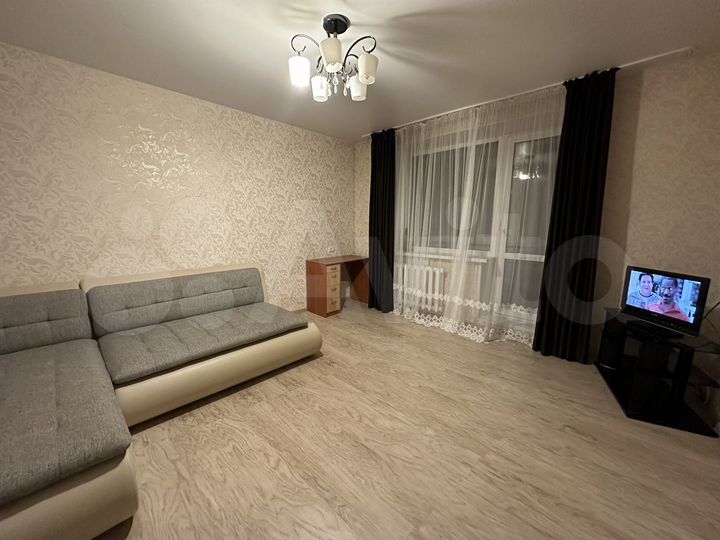 2-к. квартира, 71 м², 10/10 эт.