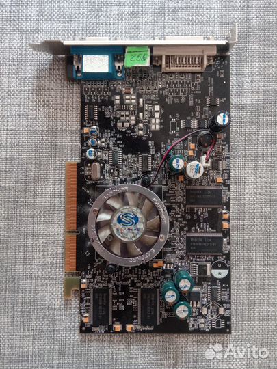 Продам видеокарту Sapphire Radeon 9600 XT