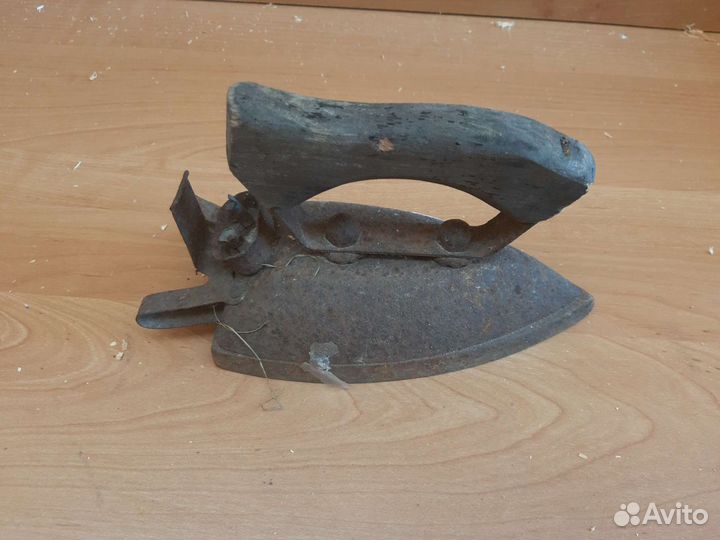 Утюг 30-го года