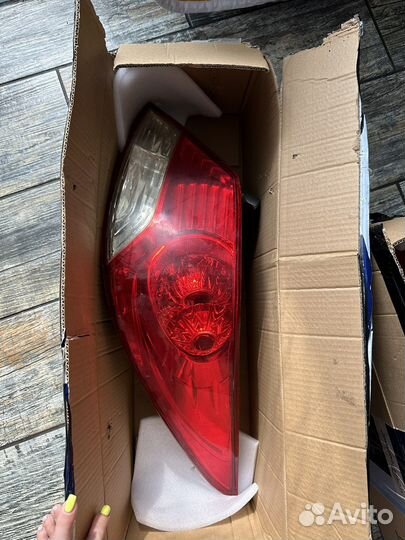 Фары на hyundai solaris б/у