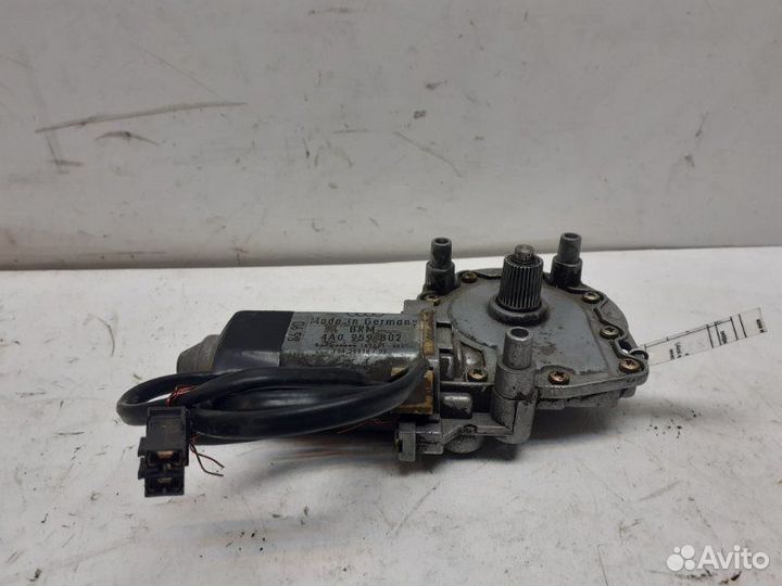 Моторчик стеклоподъемника Audi 100 C4 1991-1994