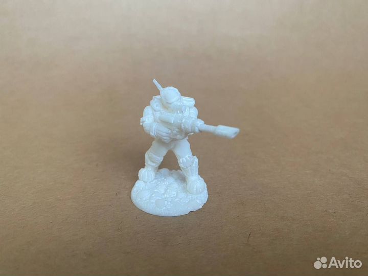 Warhammer 40000 миниатюры орков