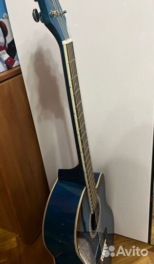 Акустическая гитара