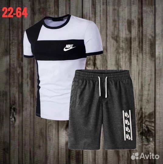 Спортивный костюм