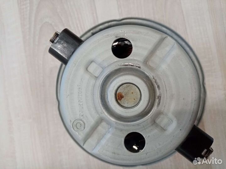 Мотор от пылесоса