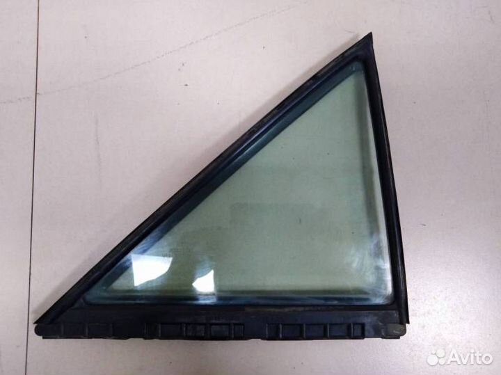 Стекло двери задней правой форточка Toyota Camry X